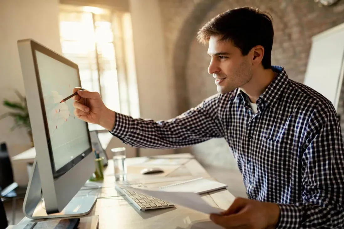 Seamless Loxo ATS Integration with Webflow Recruitment Websites